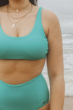 Load image into Gallery viewer, Sporty Crop Top - Seabreeze
